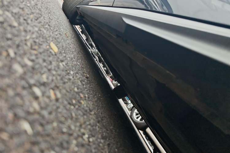 Used CHANGAN UNI-V 2022 1.5T Prestige Version Left Side Sill