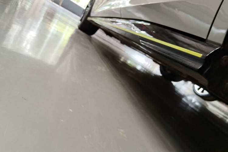 Used CHANGAN UNI-V 2022 1.5T Sport Edition Left Side Sill
