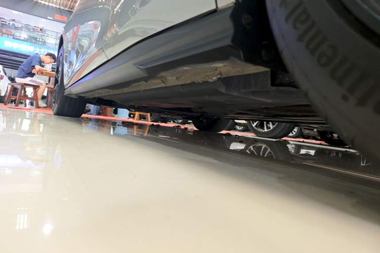 Used CHANGAN UNI-V 2022 1.5T Prestige Version Left Side Sill