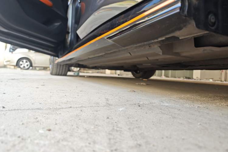 Used CHANGAN UNI-V 2022 2.0T Sporty Version Left Side Sill