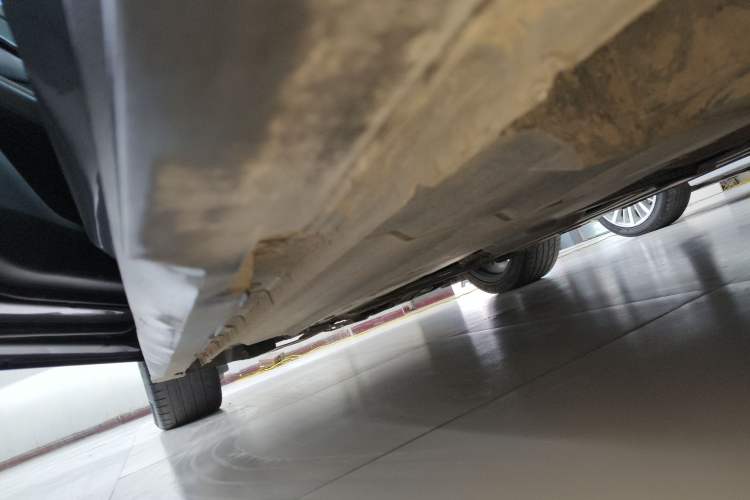 Used CHANGAN UNI-V 2022 1.5T Prestige Version Left Side Sill
