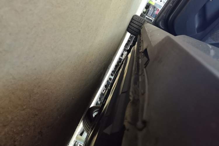Used CHANGAN UNI-V 2022 1.5T Prestige Version Left Side Sill