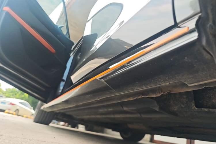 Used CHANGAN UNI-V 2022 1.5T Sport Edition Left Side Sill