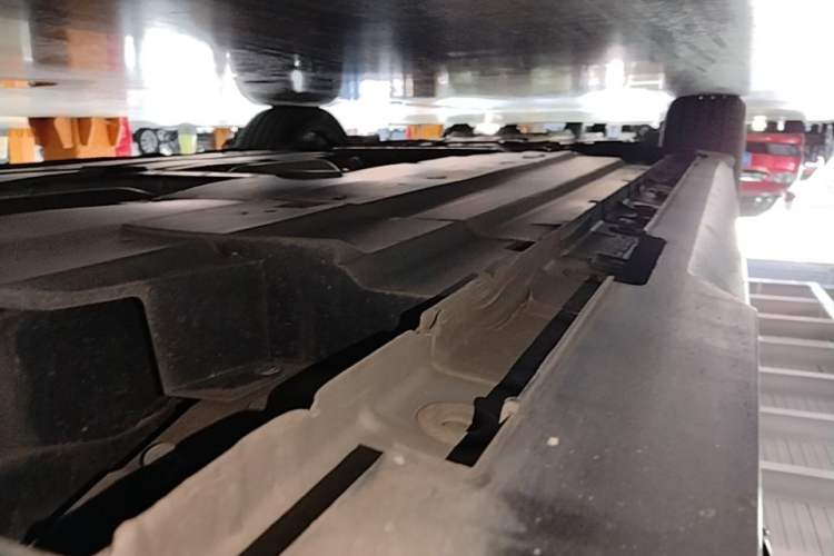 Used CHANGAN UNI-V 2022 1.5T Prestige Version Left Side Sill