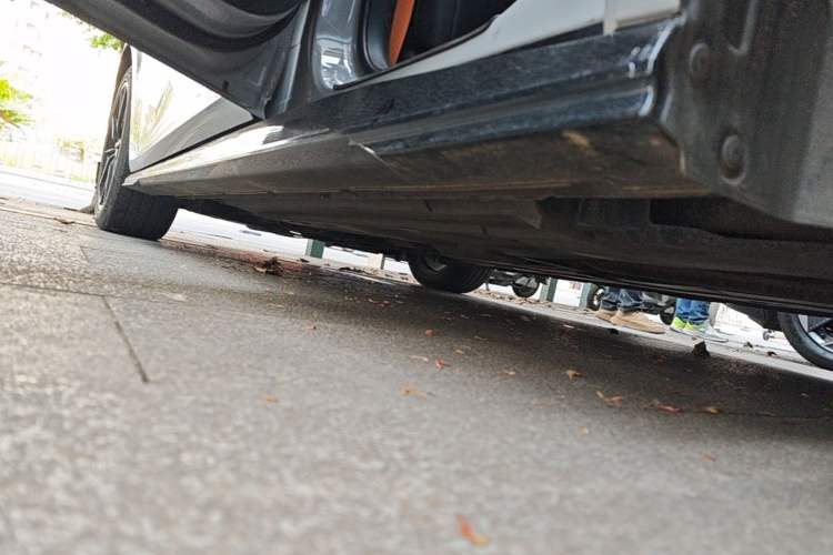 Used CHANGAN UNI-V 2022 2.0T Leading-Speed Edition Left Side Sill
