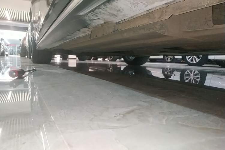 Used CHANGAN UNI-V 2022 1.5T Prestige Version Left Side Sill