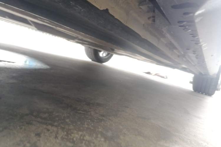 Used CHANGAN UNI-V 2022 1.5T Prestige Version Left Side Sill