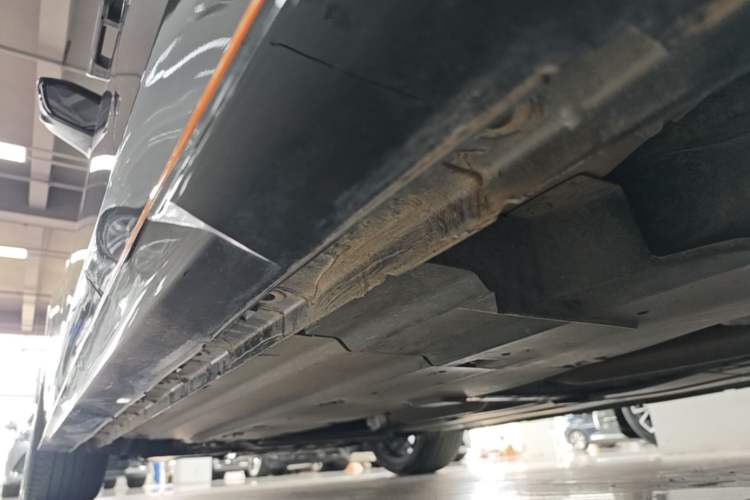 Used CHANGAN UNI-V 2022 1.5T Sport Edition Left Side Sill