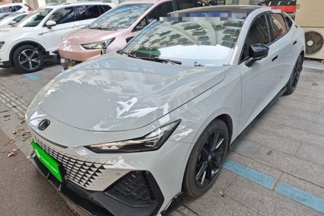 Used CHANGAN UNI-V 2022 2.0T Leading-Speed Edition