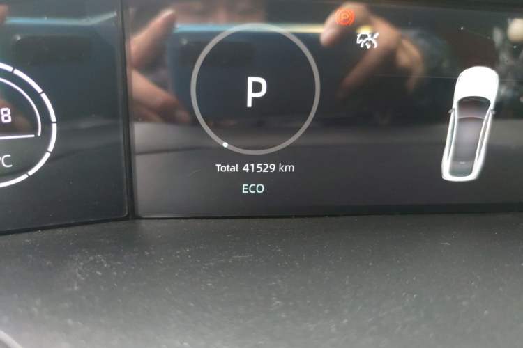 Used CHANGAN UNI-V 2022 1.5T Prestige Version Odometer Close Up