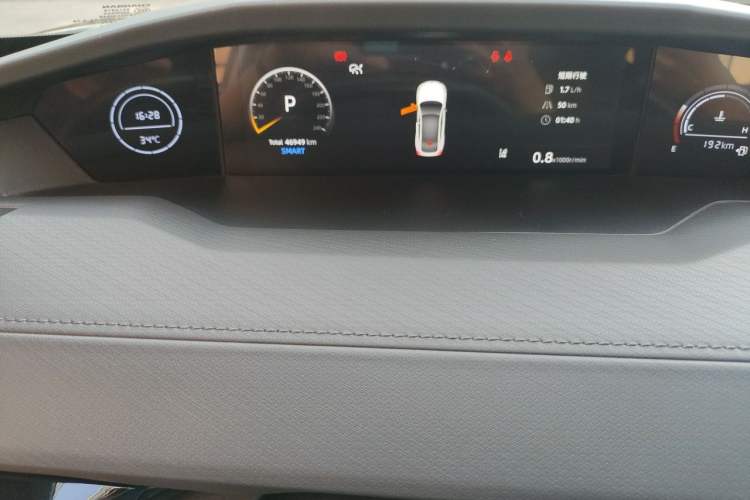 Used CHANGAN UNI-V 2022 1.5T Prestige Version Odometer Close Up