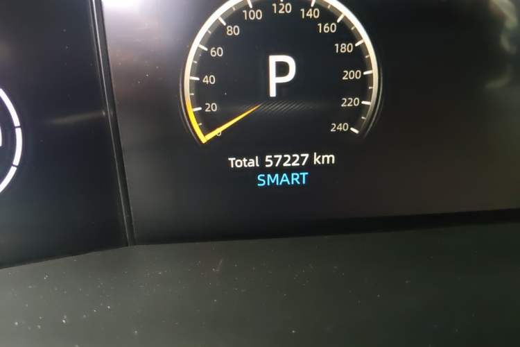 Used CHANGAN UNI-V 2022 1.5T Prestige Version Odometer Close Up