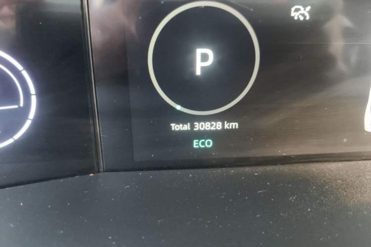 Used CHANGAN UNI-V 2022 1.5T Prestige Version Odometer Close Up
