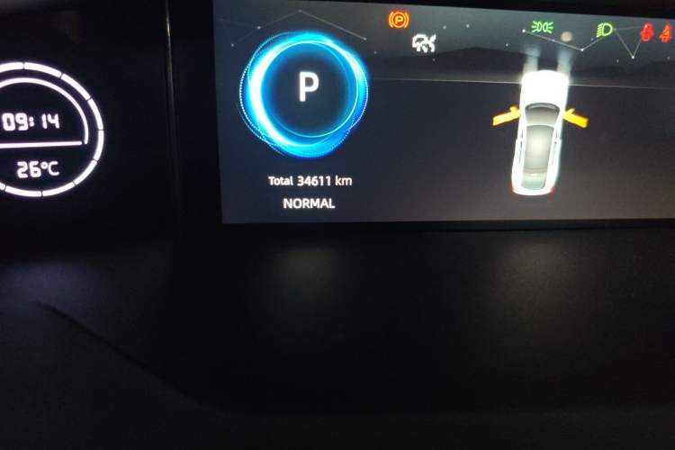 Used CHANGAN UNI-V 2022 1.5T Prestige Version Odometer Close Up