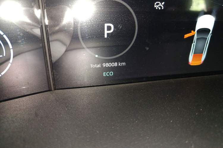 Used CHANGAN UNI-V 2022 1.5T Prestige Version Odometer Close Up
