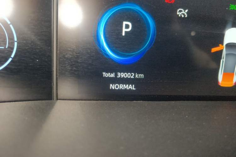 Used CHANGAN UNI-V 2022 1.5T Prestige Version Odometer Close Up