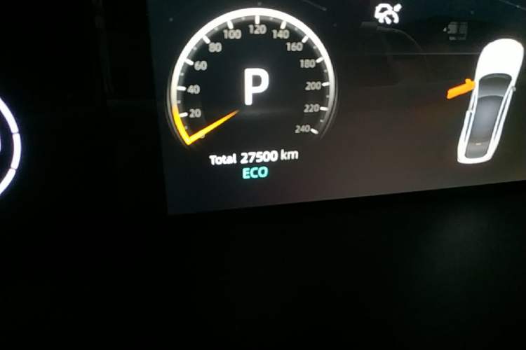 Used CHANGAN UNI-V 2022 1.5T Prestige Version Odometer Close Up