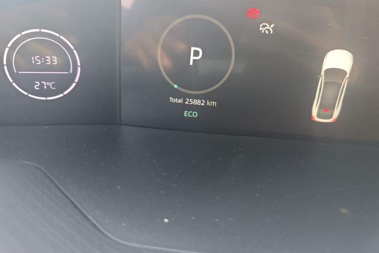 Used CHANGAN UNI-V 2022 1.5T Prestige Version Odometer Close Up
