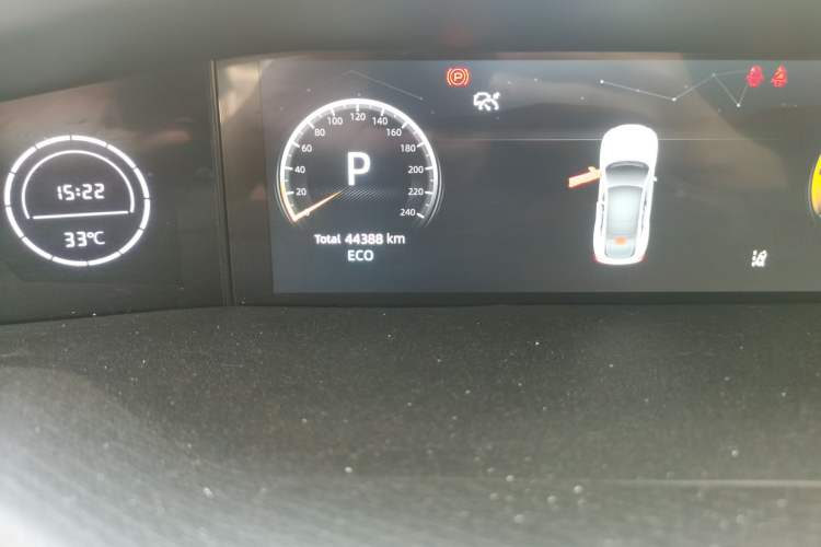 Used CHANGAN UNI-V 2022 1.5T Prestige Version Odometer Close Up
