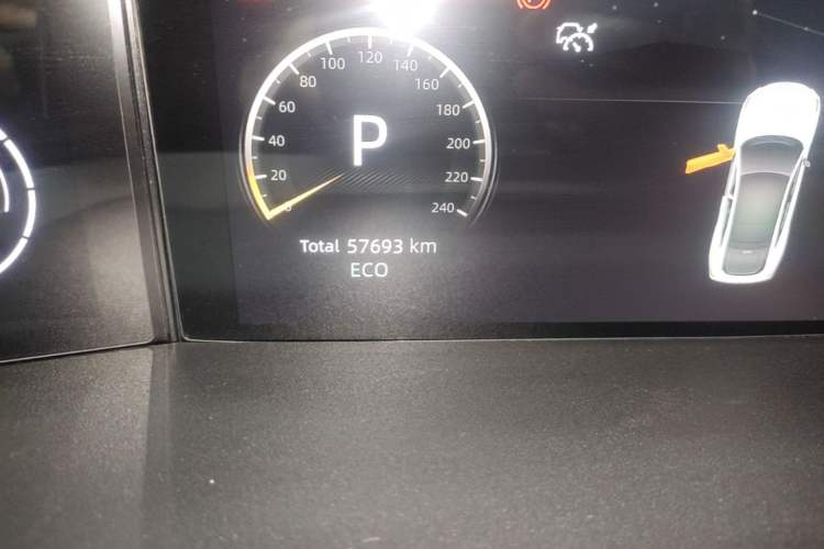 Used CHANGAN UNI-V 2022 1.5T Prestige Version Odometer Close Up
