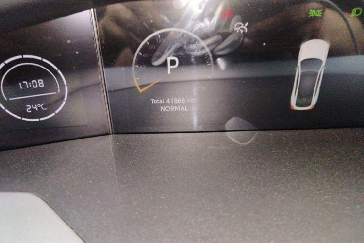 Used CHANGAN UNI-V 2022 1.5T Prestige Version Odometer Close Up