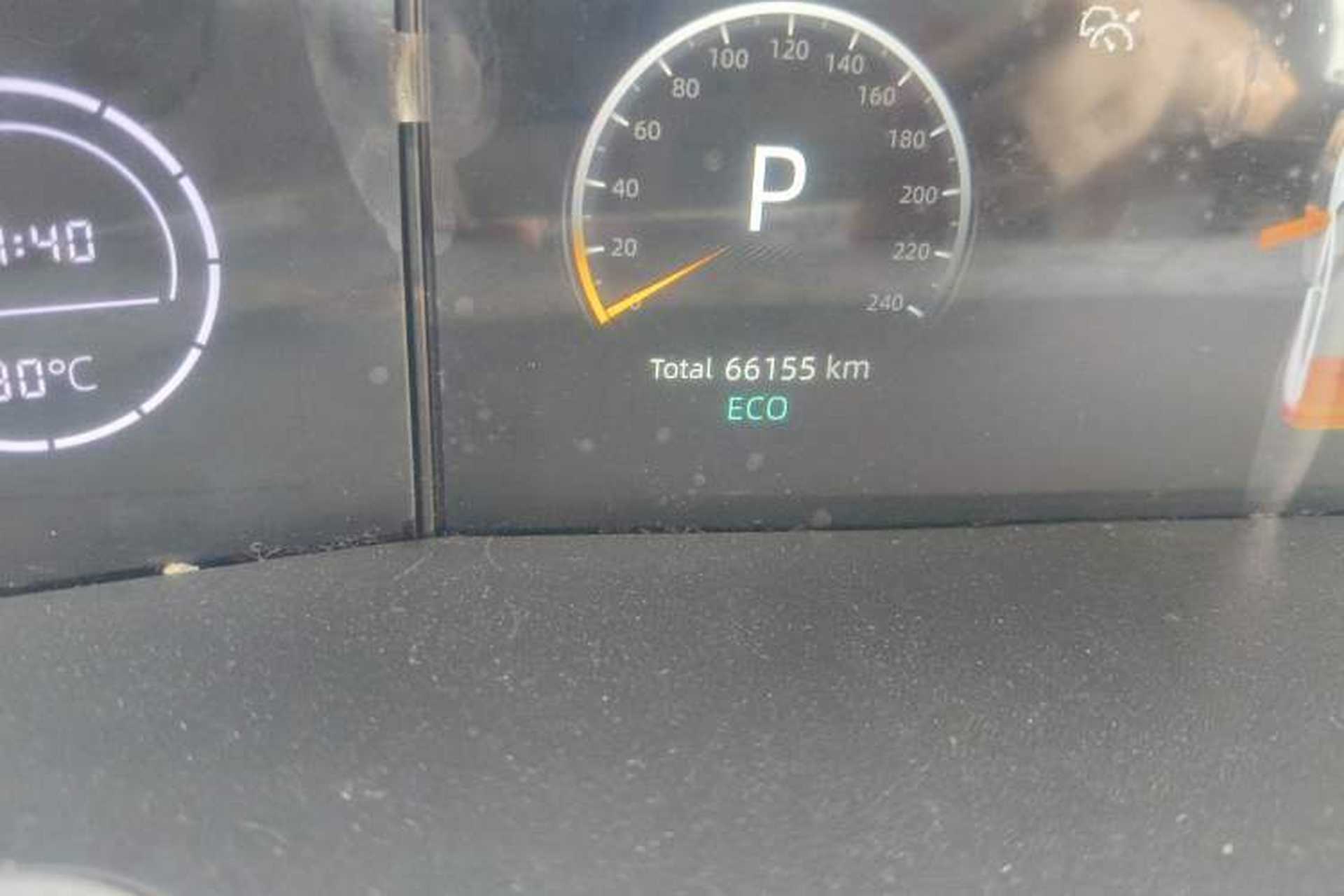 Used CHANGAN UNI-V 2022 1.5T Prestige Version Odometer Close Up