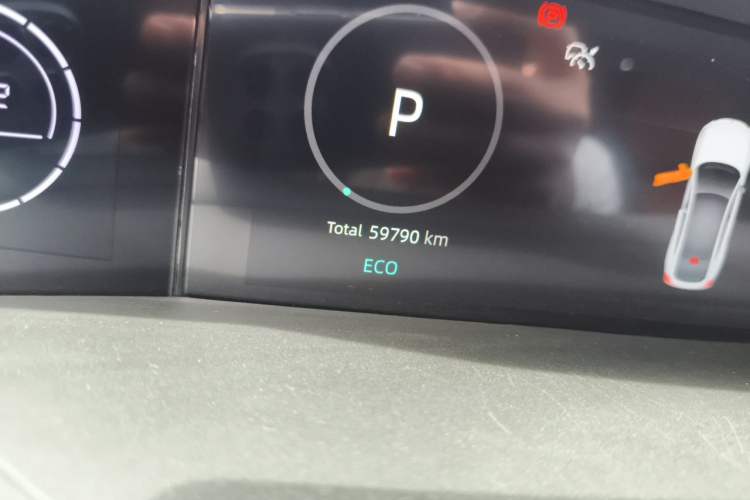 Used CHANGAN UNI-V 2022 1.5T Excellence Model Odometer Close Up
