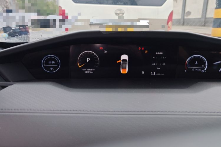 Used CHANGAN UNI-V 2022 1.5T Prestige Version Odometer Close Up