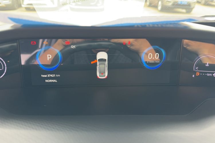 Used CHANGAN UNI-V 2022 2.0T Sporty Version Odometer Close Up