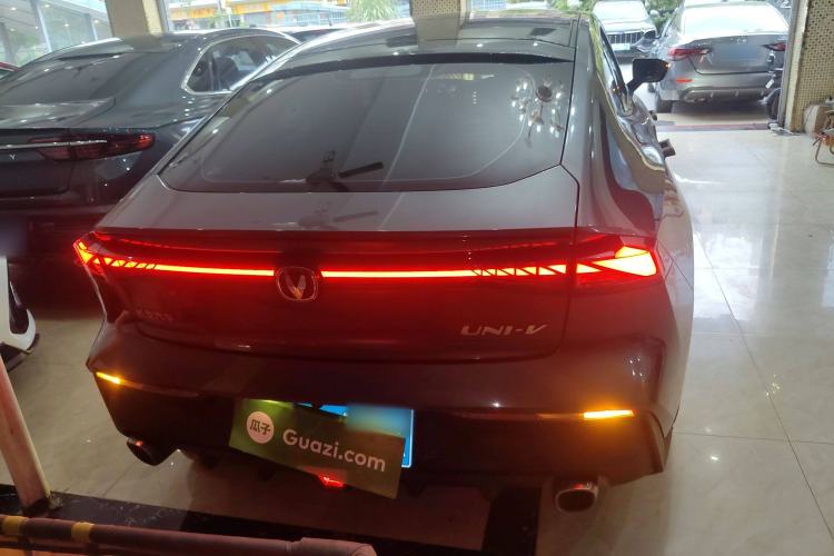 Used CHANGAN UNI-V 2022 1.5T Prestige Version Rear
