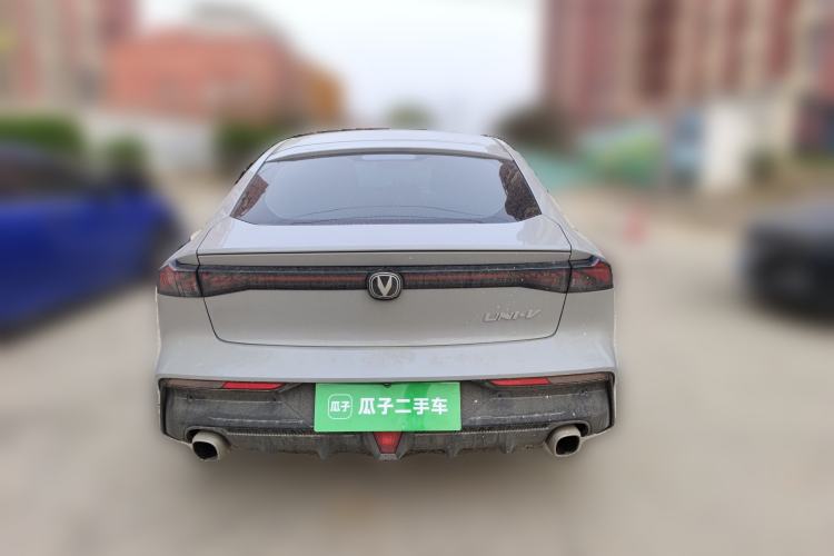 Used CHANGAN UNI-V 2022 1.5T Smart Navigation Version Rear
