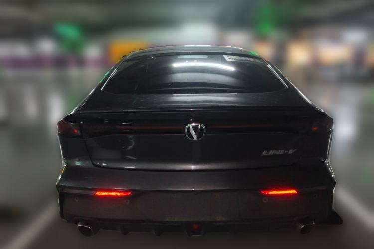 Used CHANGAN UNI-V 2022 1.5T Prestige Version Rear