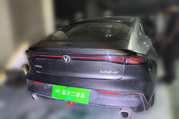 Used CHANGAN UNI-V 2022 1.5T Prestige Version Rear