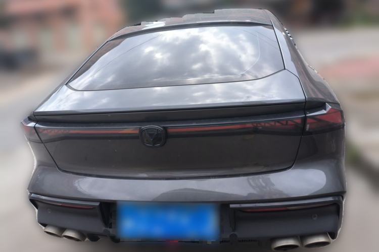 Used CHANGAN UNI-V 2022 1.5T Sport Edition Rear