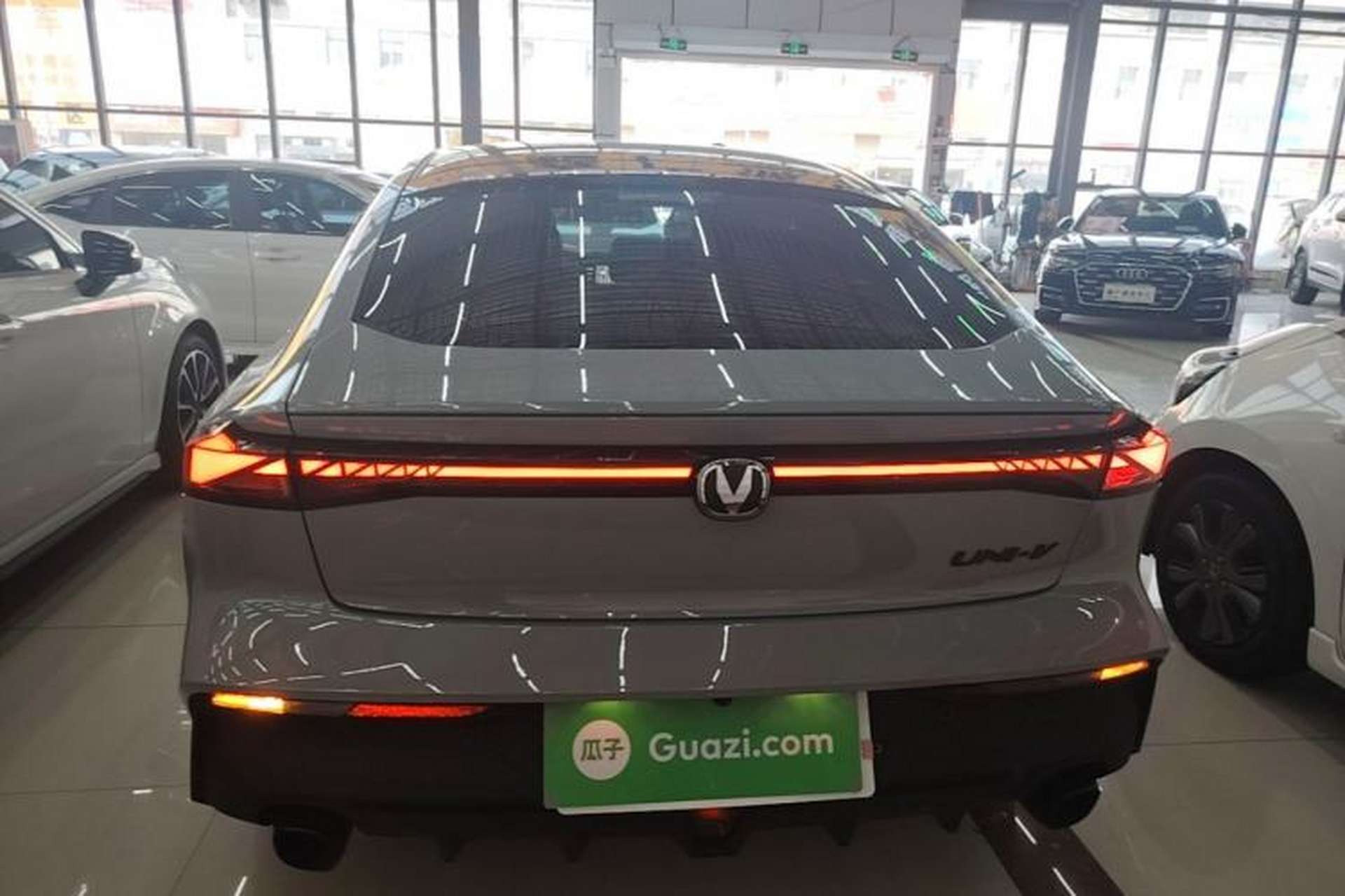 Used CHANGAN UNI-V 2022 1.5T Prestige Version Rear