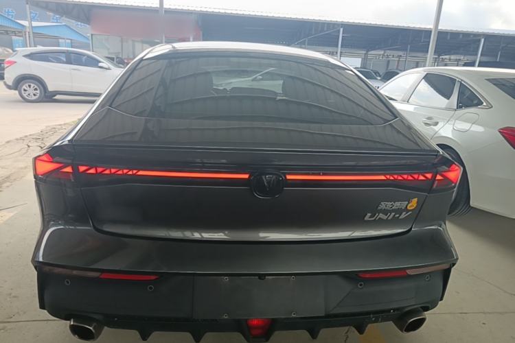 Used CHANGAN UNI-V 2022 1.5T Prestige Version Rear
