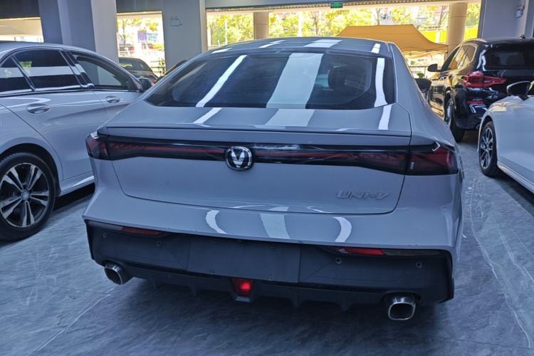 Used CHANGAN UNI-V 2022 1.5T Prestige Version Rear