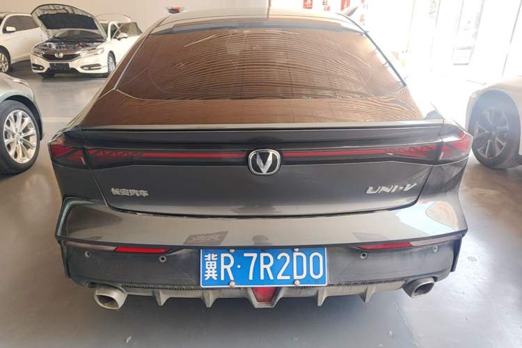 Used CHANGAN UNI-V 2022 1.5T Prestige Version Rear