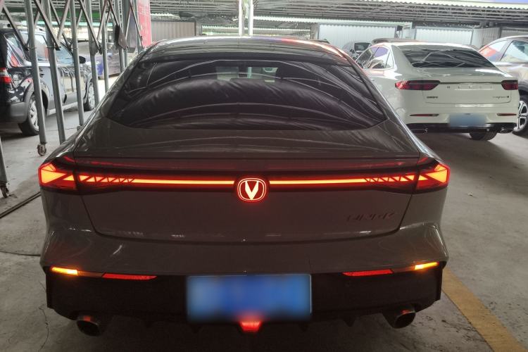 Used CHANGAN UNI-V 2022 1.5T Smart Navigation Version Rear