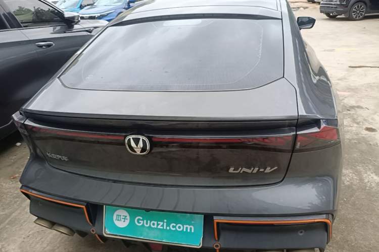 Used CHANGAN UNI-V 2022 1.5T Sport Edition Rear