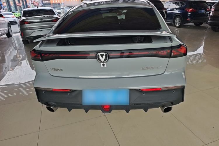 Used CHANGAN UNI-V 2022 1.5T Prestige Version Rear