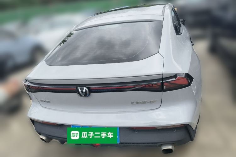 Used CHANGAN UNI-V 2022 1.5T Smart Navigation Version Rear