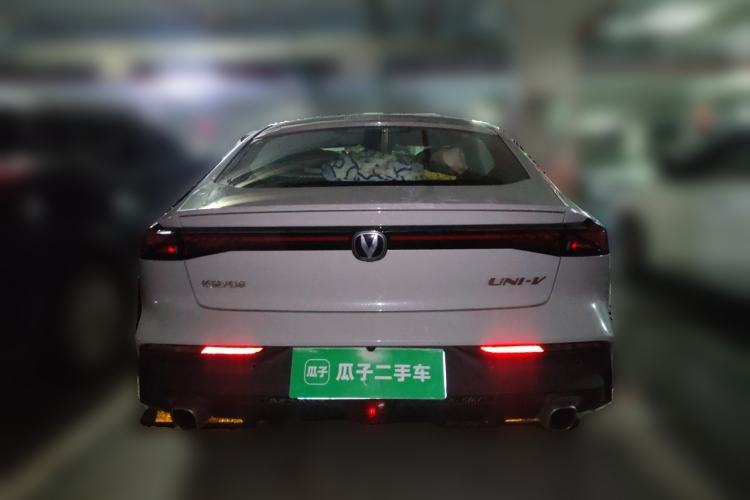 Used CHANGAN UNI-V 2022 1.5T Prestige Version Rear