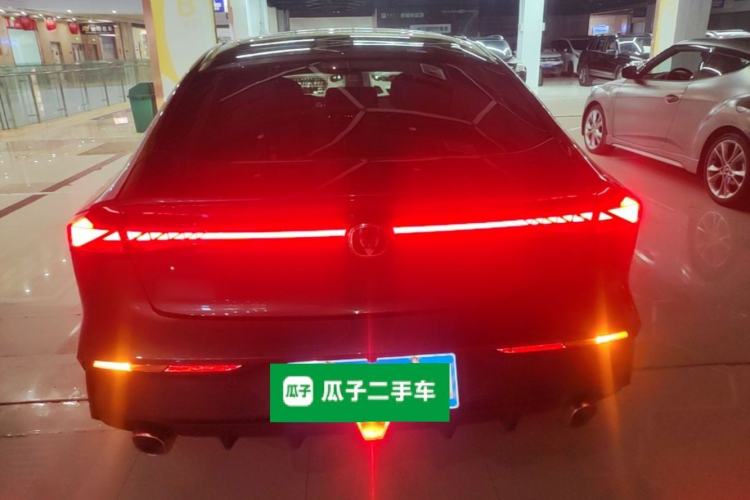 Used CHANGAN UNI-V 2022 1.5T Prestige Version Rear
