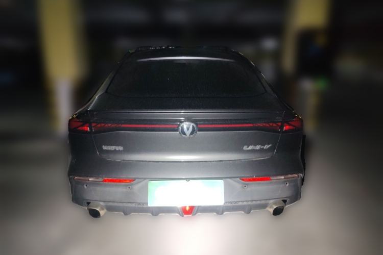 Used CHANGAN UNI-V 2022 1.5T Prestige Version Rear