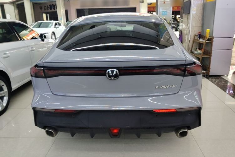Used CHANGAN UNI-V 2022 1.5T Prestige Version Rear
