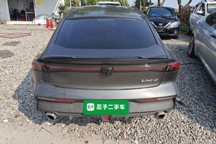 Used CHANGAN UNI-V 2022 1.5T Prestige Version Rear