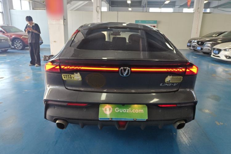 Used CHANGAN UNI-V 2022 1.5T Prestige Version Rear