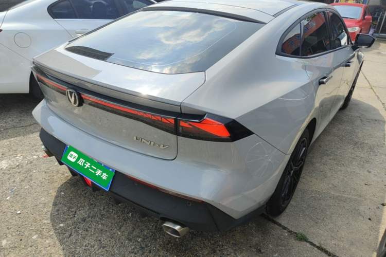 Used CHANGAN UNI-V 2022 1.5T Prestige Version Rear Right 45 Deg