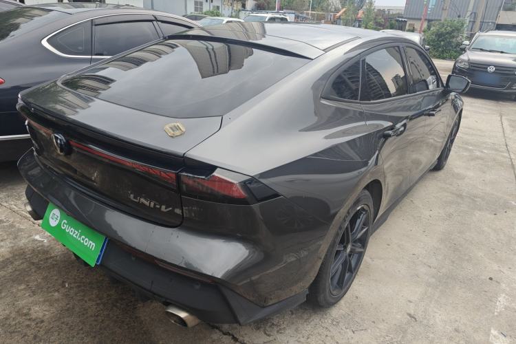 Used CHANGAN UNI-V 2022 1.5T Prestige Version Rear Right 45 Deg